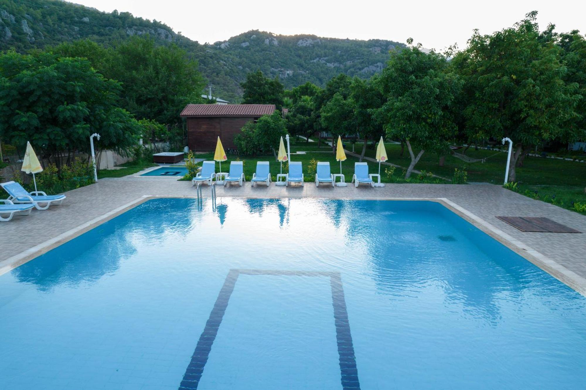 Apella Hotel Çıralı エクステリア 写真