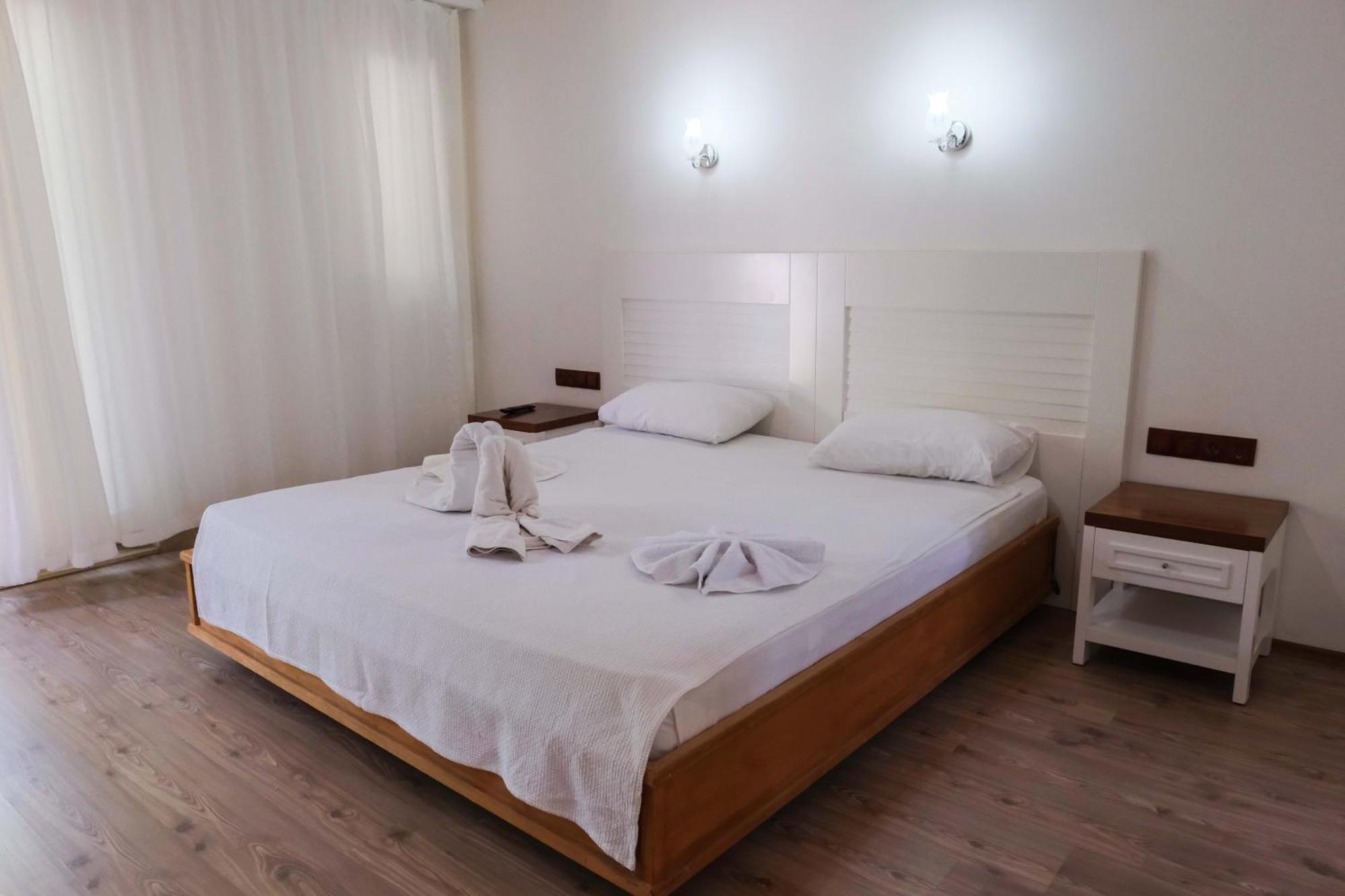 Apella Hotel Çıralı エクステリア 写真