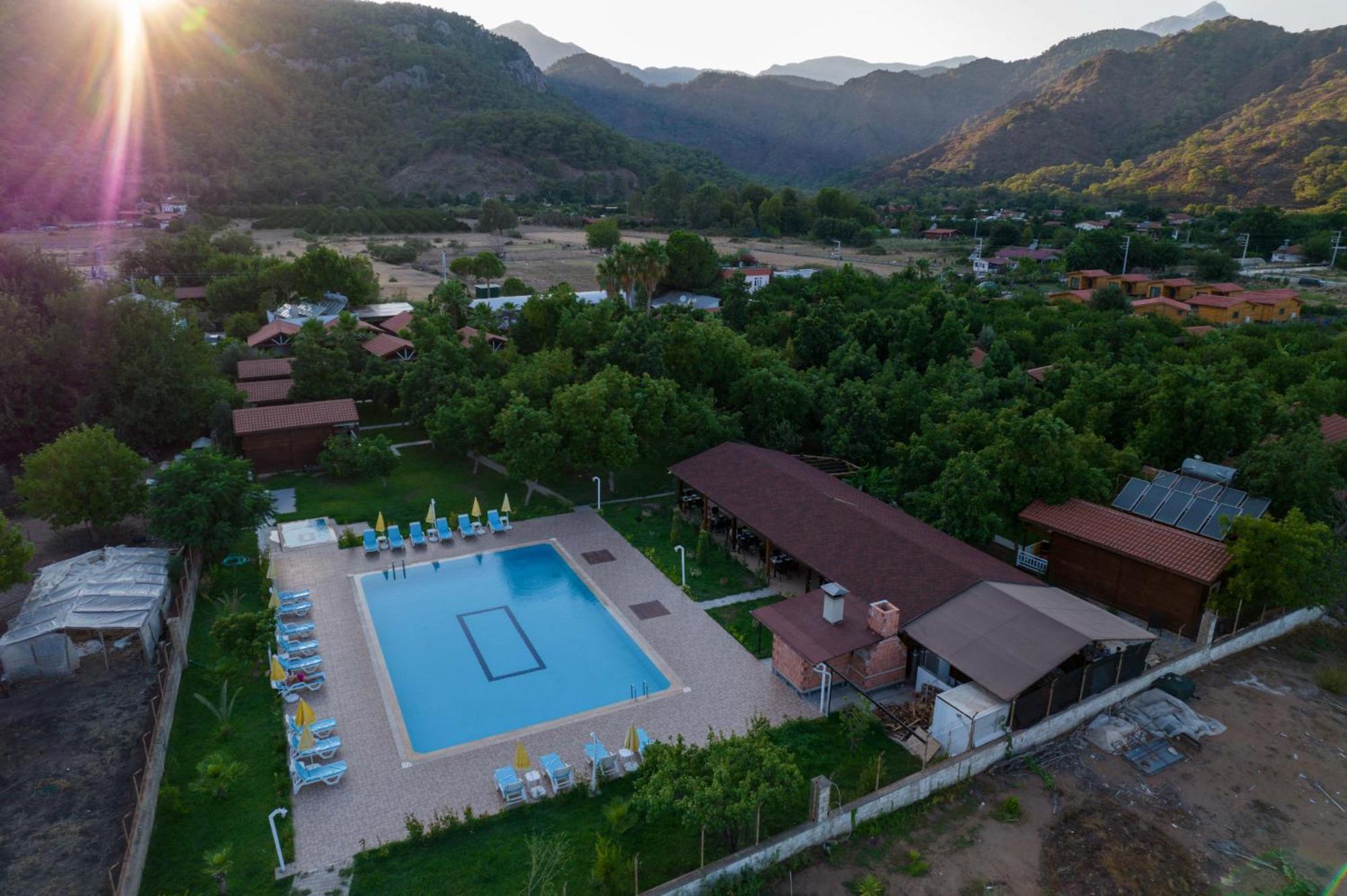 Apella Hotel Çıralı エクステリア 写真