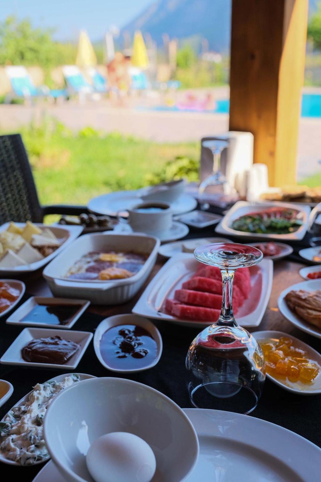 Apella Hotel Çıralı エクステリア 写真