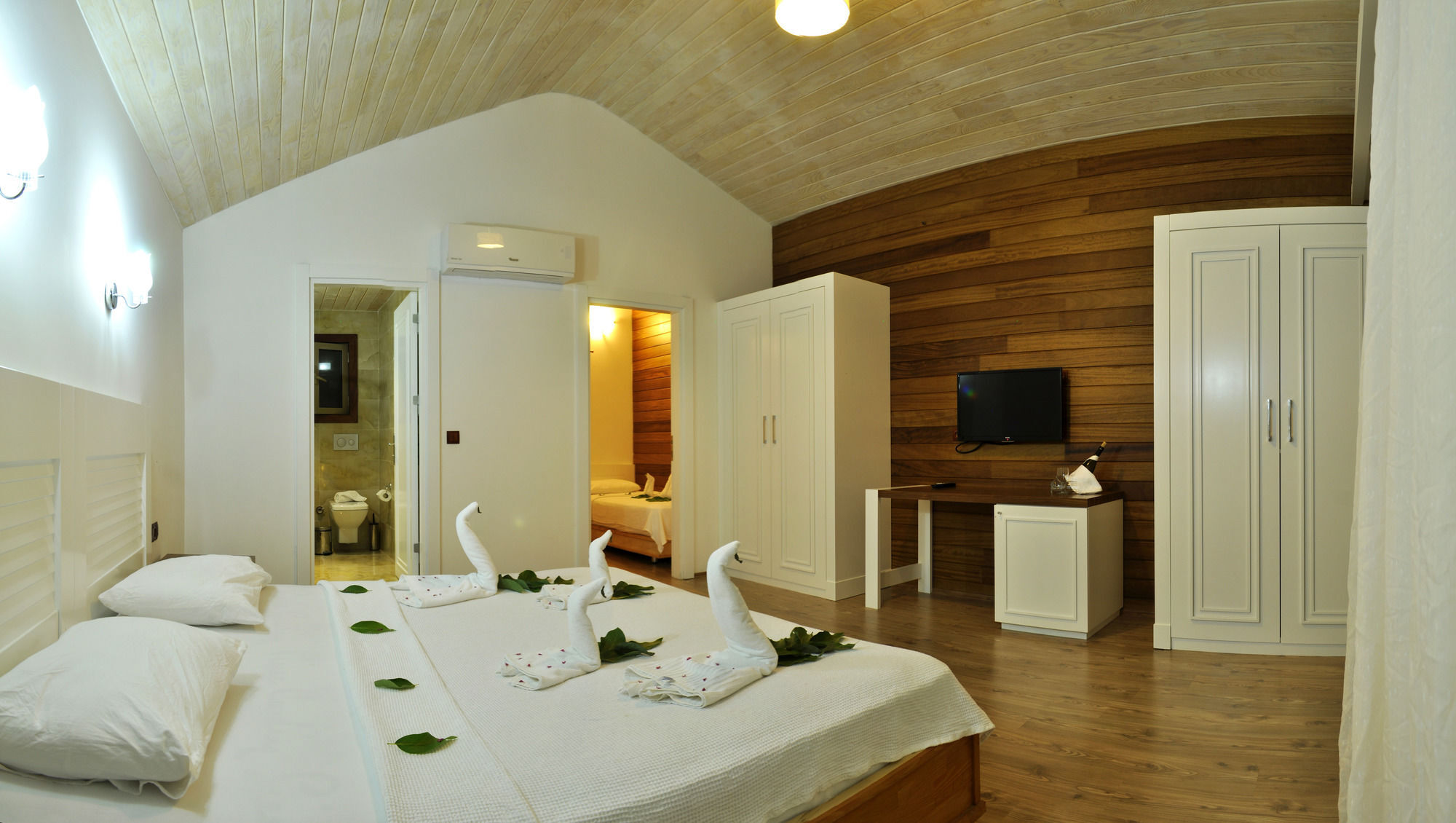 Apella Hotel Çıralı エクステリア 写真
